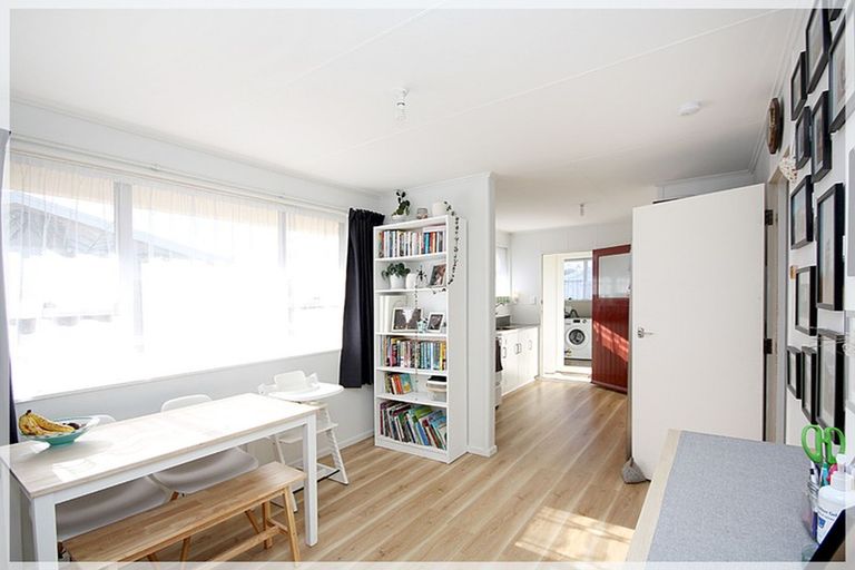 Photo of property in 63 Hinemoa Street, Levin, 5510