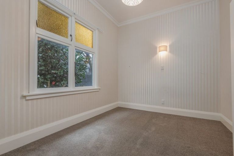 Photo of property in 10 Manson Street, Terrace End, Palmerston North, 4410
