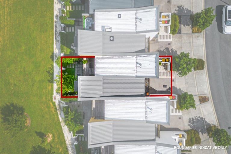 Photo of property in 23 Isitt Road, Hobsonville, Auckland, 0616