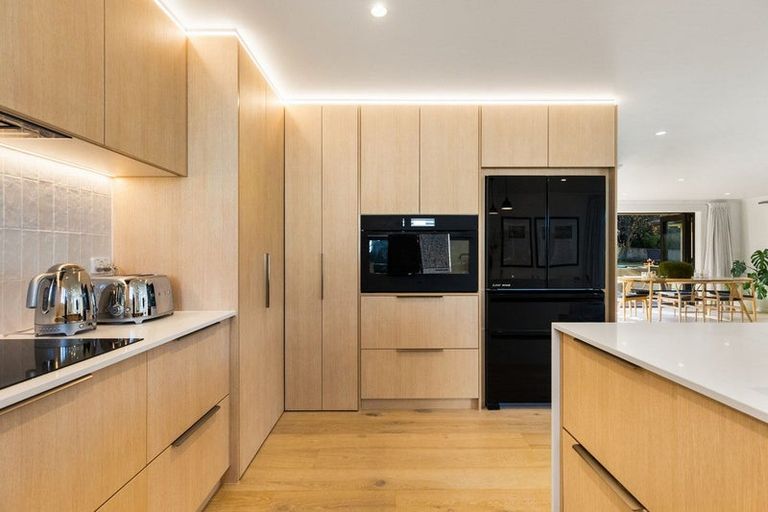 Photo of property in 28 Quill Street, Lake Hayes, Queenstown, 9304