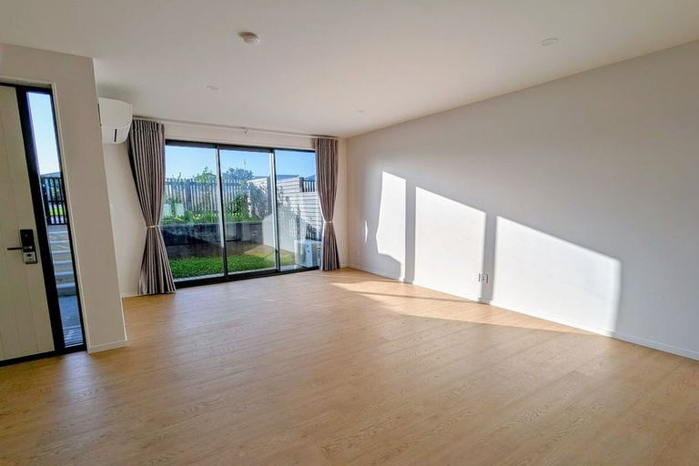 Photo of property in 65 Bearing Parade, Long Bay, Auckland, 0630
