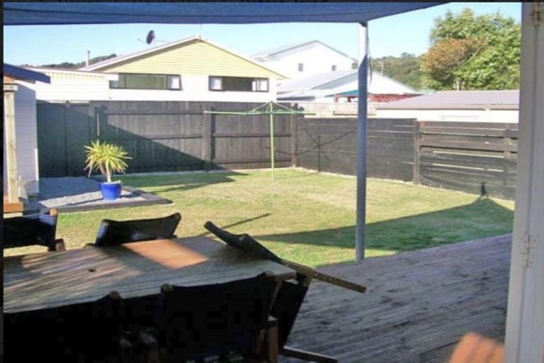 Photo of property in 8 Karamea Grove, Wainuiomata, Lower Hutt, 5014