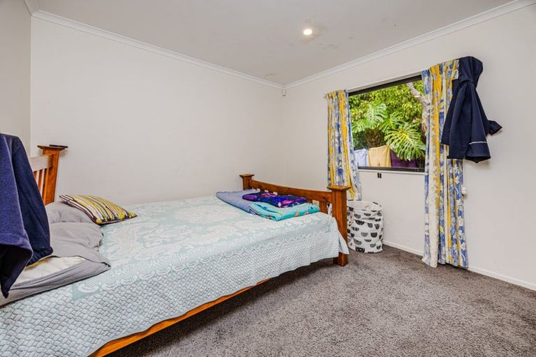 Photo of property in 15 Bedlington Avenue, Manurewa, Auckland, 2102