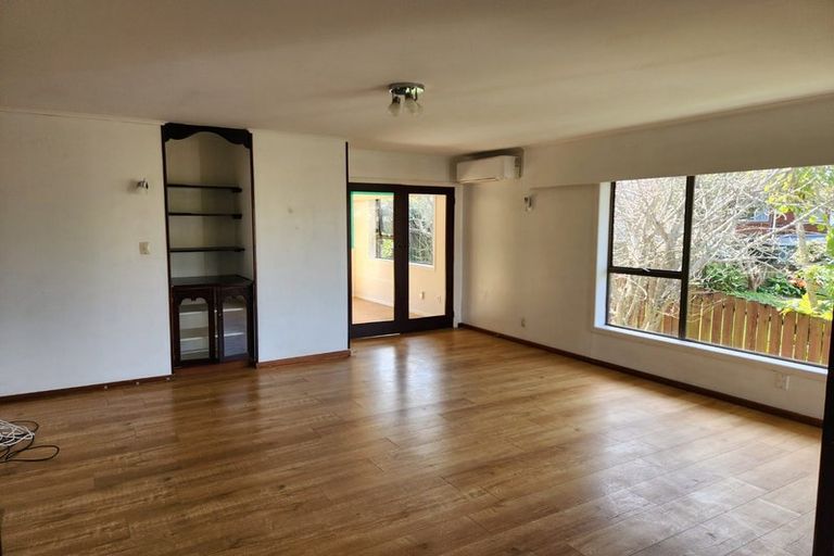 Photo of property in 1a John Downs Drive, Browns Bay, Auckland, 0630