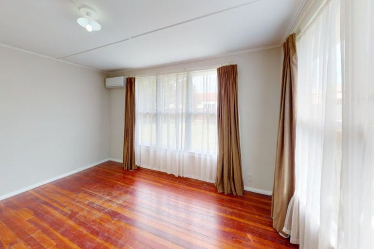 Photo of property in 14 Vincent Drive, Levin, 5510