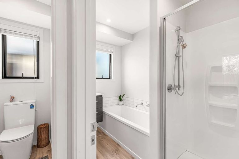 Photo of property in 2/49 Shannon Place, Belfast, Christchurch, 8051