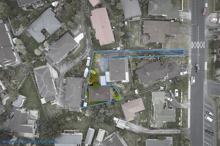 Photo of property in 2/54 Granville Drive, Massey, Auckland, 0614