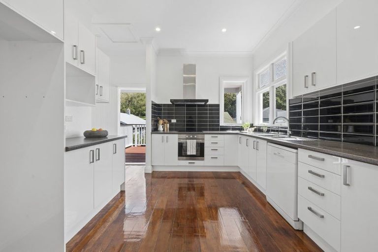Photo of property in 112 Moxham Avenue, Hataitai, Wellington, 6021