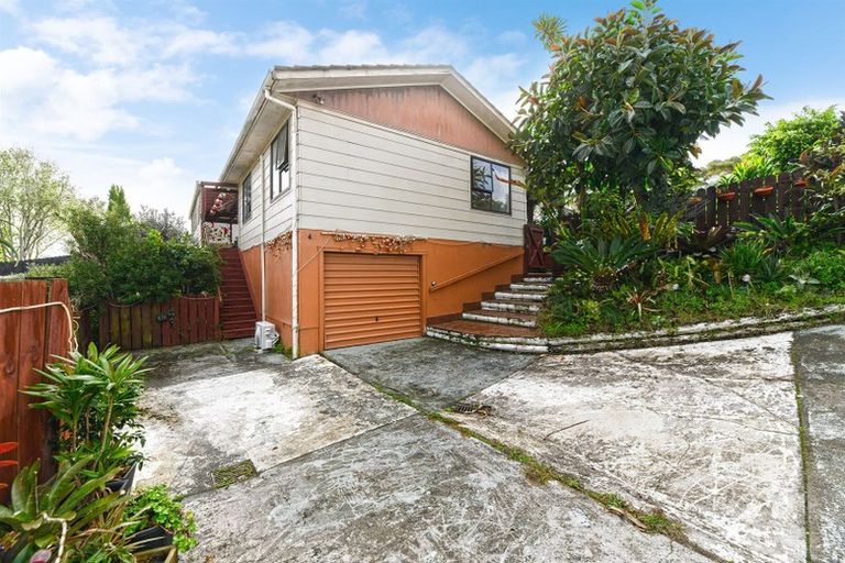 Photo of property in 2/48 Lavelle Road, Henderson, Auckland, 0612