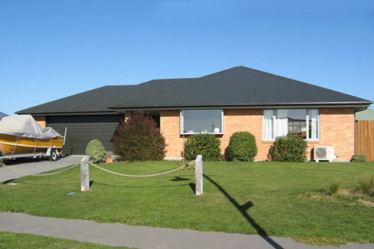 Photo of property in 29 Overbury Crescent, Rolleston, 7614