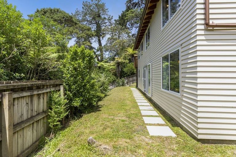 Photo of property in 9a Mirage Place, Beach Haven, Auckland, 0626