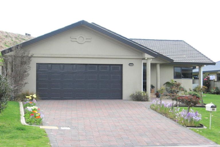 Photo of property in 32 Highgrove Place, Bethlehem, Tauranga, 3110