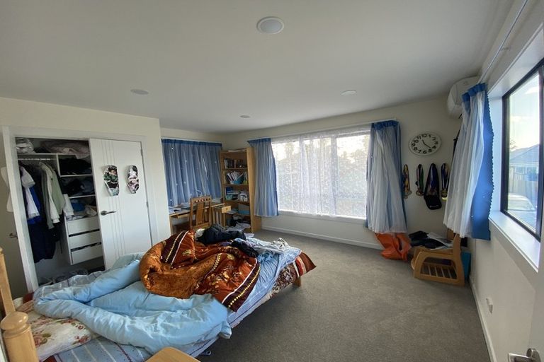 Photo of property in 4a Priestley Drive, Bucklands Beach, Auckland, 2014