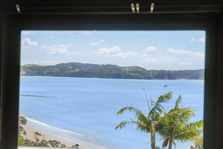 Photo of property in 22 Durness Place, Red Beach, 0932