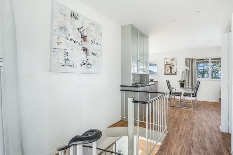 Photo of property in 742 South Titirangi Road, Titirangi, Auckland, 0604