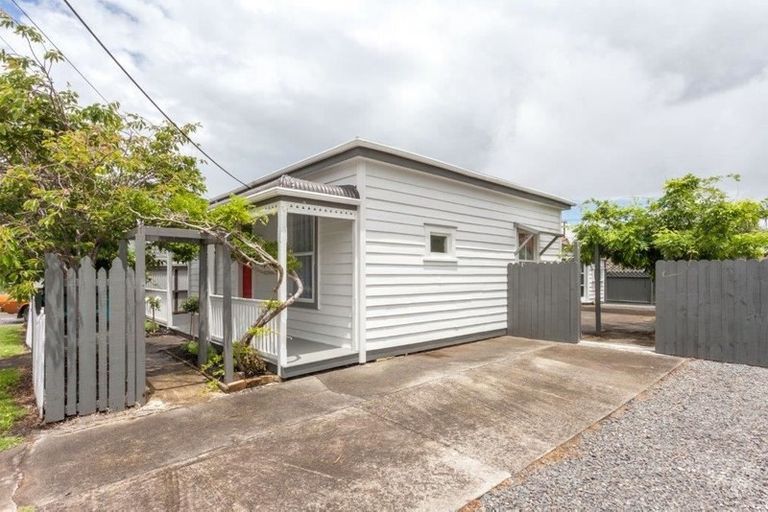 Photo of property in 805 Queen Street, Thames, 3500