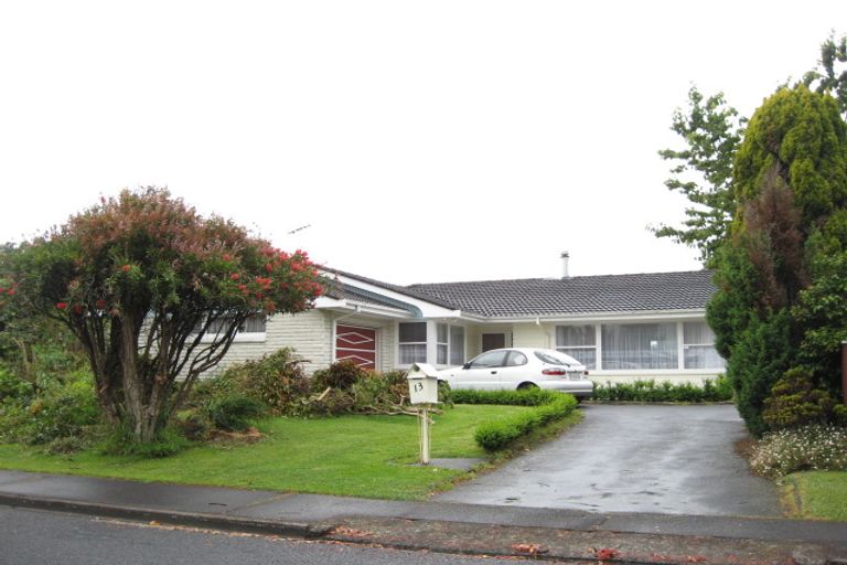 Photo of property in 13 Taonui Street, Rosehill, Papakura, 2113