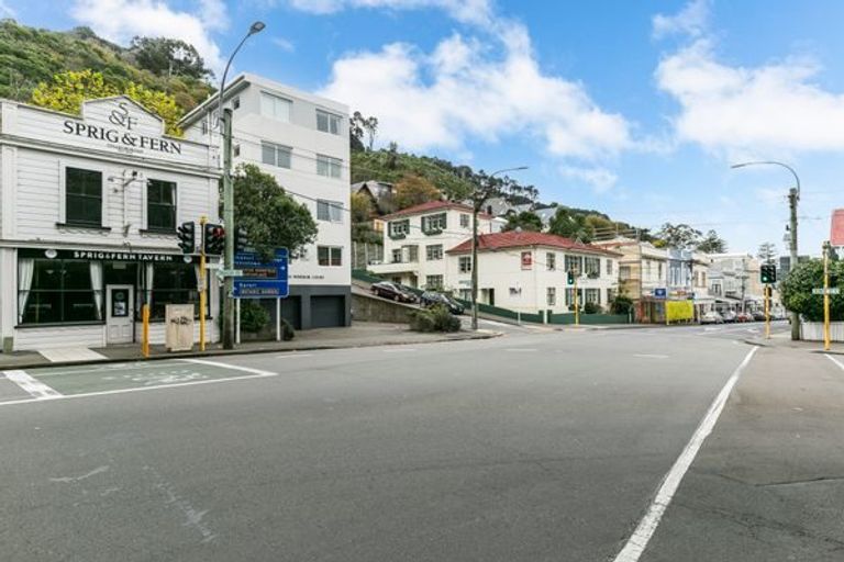 Photo of property in Windsor Court, 340u3 Tinakori Road, Thorndon, Wellington, 6011