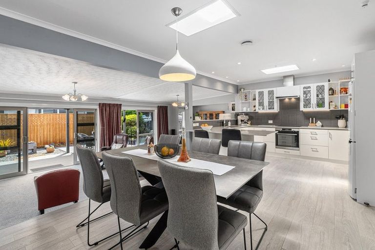 Photo of property in 69 Ngatai Road, Otumoetai, Tauranga, 3110