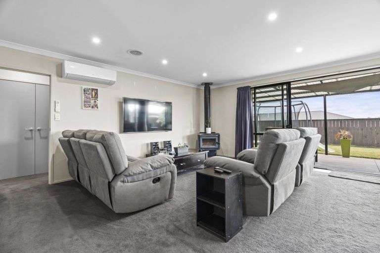 Photo of property in 198 Waikite Road, Welcome Bay, Tauranga, 3175