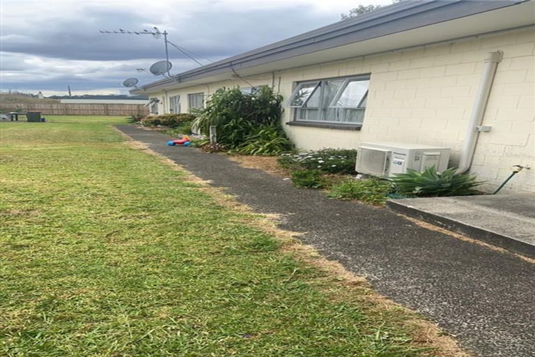 Photo of property in 15unit Madill Street, Tuakau, 2121