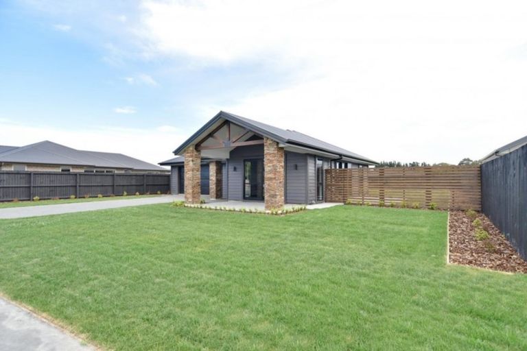 Photo of property in 14 Fearne Drive, Woodend, 7610