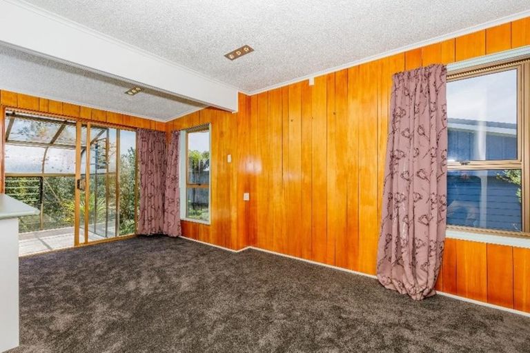 Photo of property in 107 Sunrise Avenue, Murrays Bay, Auckland, 0630