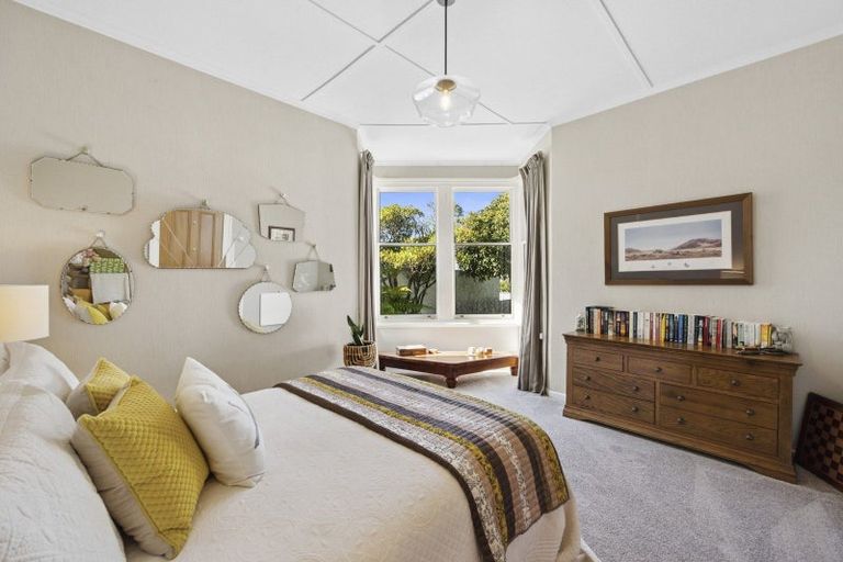 Photo of property in 33 Highgate, Belleknowes, Dunedin, 9011