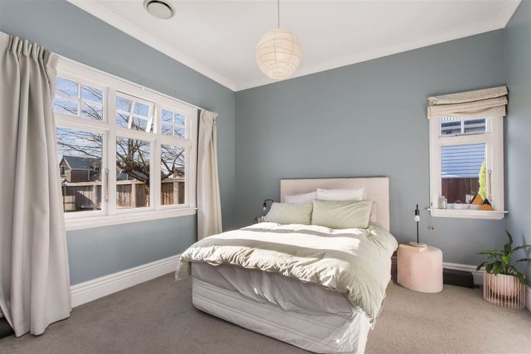 Photo of property in 58 Hawkesbury Avenue, St Albans, Christchurch, 8014