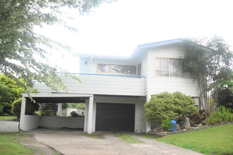 Photo of property in 27 Hookey Drive, Te Puke, 3119