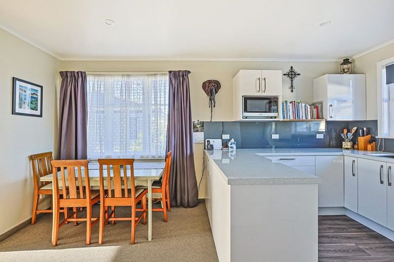 Photo of property in 803 Riverslea Road North, Parkvale, Hastings, 4122