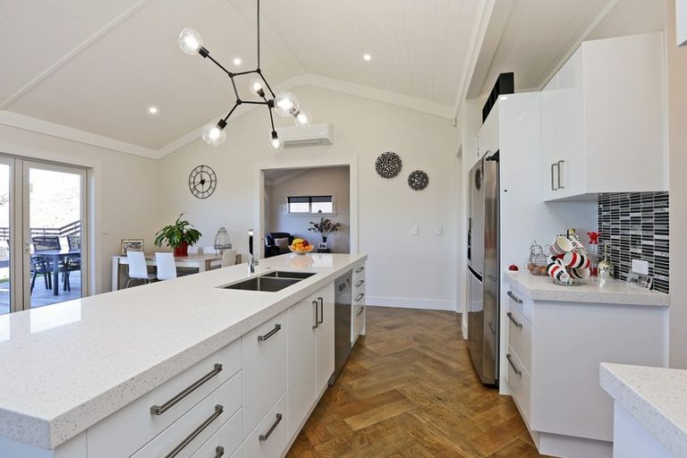 Photo of property in 5 Ridgeway Terrace, Taradale, Napier, 4112