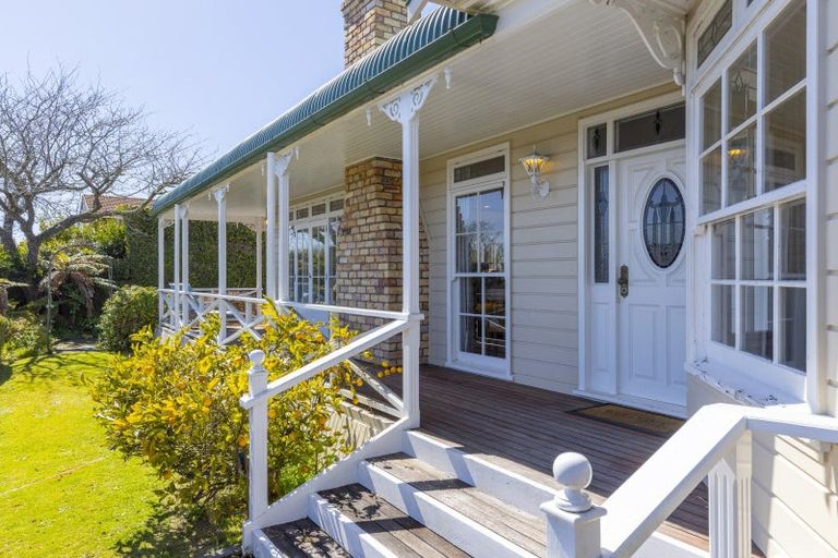 Photo of property in 70 Shepherd Road, Waipahihi, Taupo, 3330