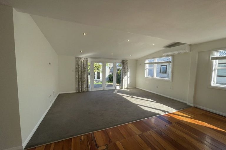 Photo of property in 20 South Street, Petone, Lower Hutt, 5012
