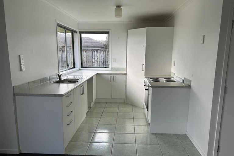 Photo of property in 15a Edinburgh Street, Tuakau, 2121