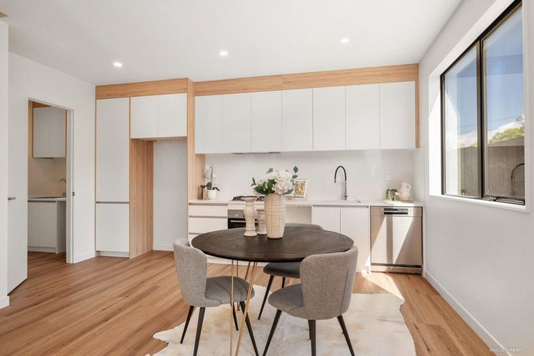 Photo of property in 14c Benders Avenue, Hillcrest, Auckland, 0627