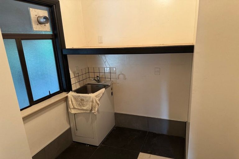 Photo of property in 1101 Caroline Road, Mayfair, Hastings, 4122