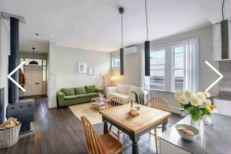 Photo of property in 7 Caprera Street, Melrose, Wellington, 6023