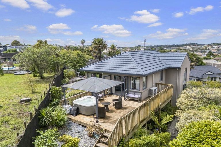 Photo of property in 40 Westview Court, Somerville, Auckland, 2014