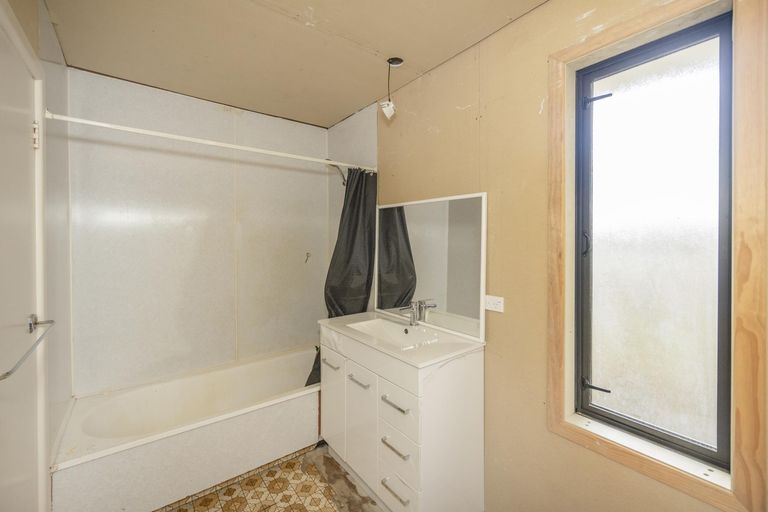 Photo of property in 30 Oban Street, Holmes Hill, Oamaru, 9401