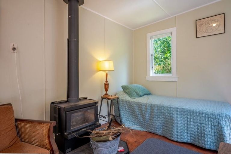 Photo of property in 7 Factory Road, Little Akaloa, 7583