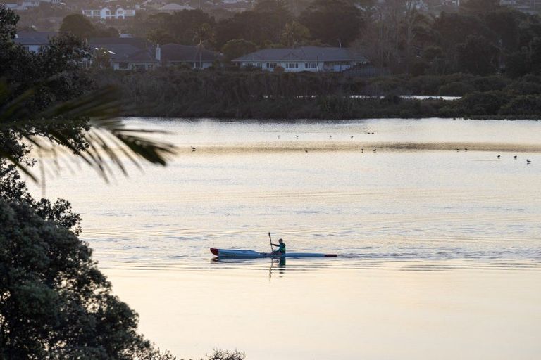 Photo of property in 54 Pohutukawa Avenue, Red Beach, 0932