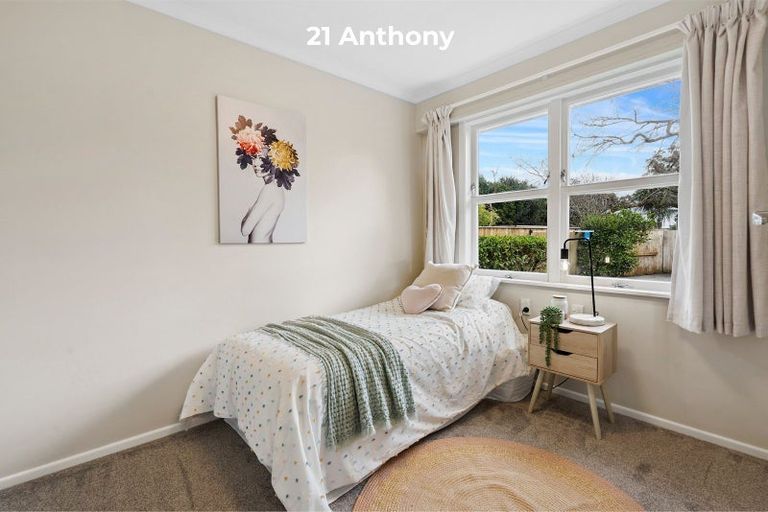 Photo of property in 21 Anthony Grove, Paraparaumu Beach, Paraparaumu, 5032