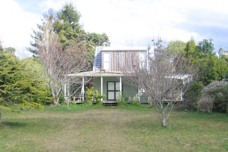 Photo of property in 105 Waverley Place, Whangamata, 3620