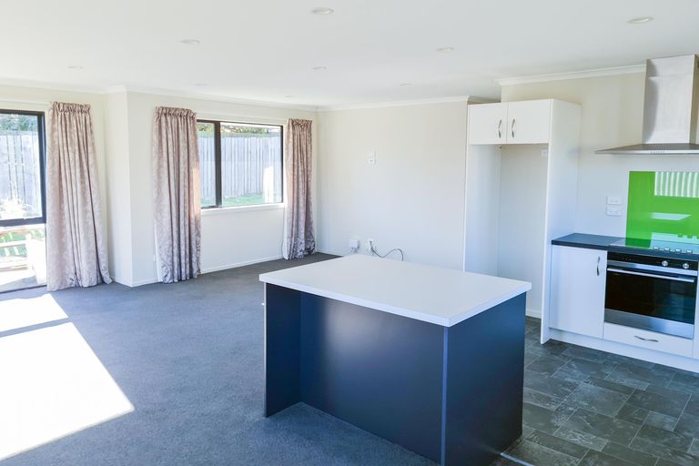 Photo of property in 35 Essex Street, Weston, Oamaru, 9401
