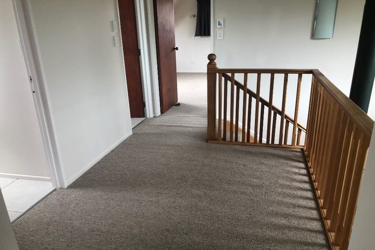 Photo of property in 48 Lakeside Drive, Orewa, 0931