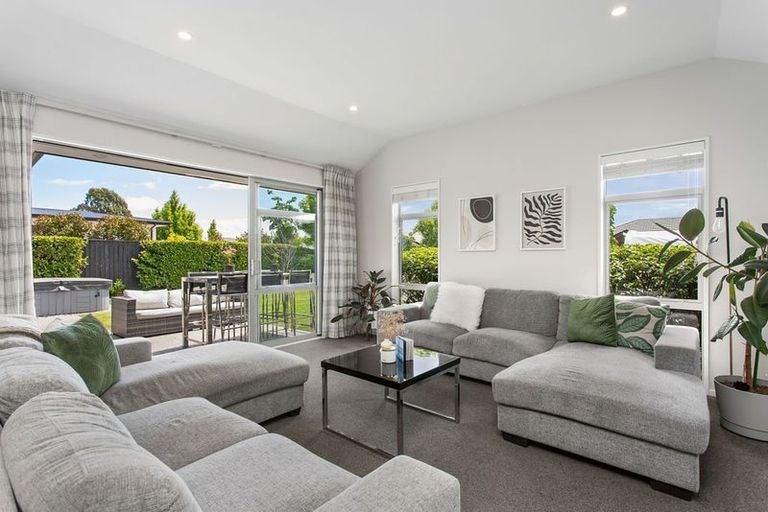 Photo of property in 8 Archrob Avenue, Prebbleton, 7604