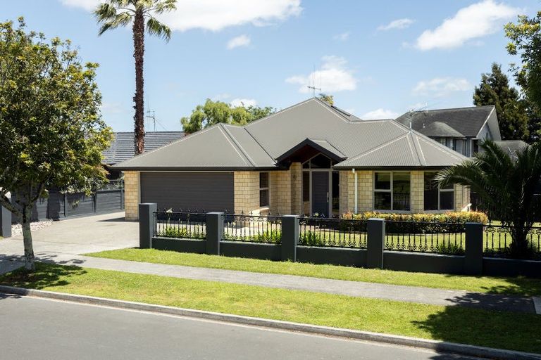 Photo of property in 31 Caversham Drive, Rototuna, Hamilton, 3210