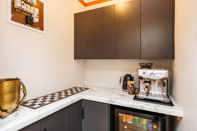 Photo of property in 24a Brightwater Terrace, Terrace End, Palmerston North, 4410