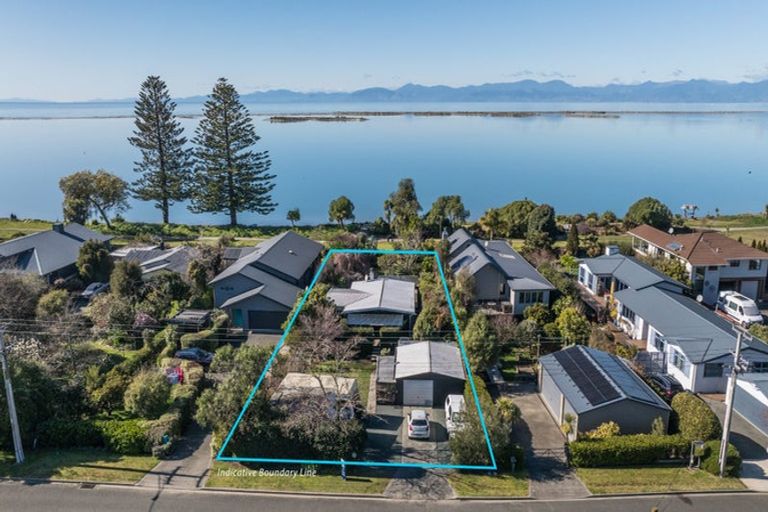 Photo of property in 21 Trewavas Street, Motueka, 7120